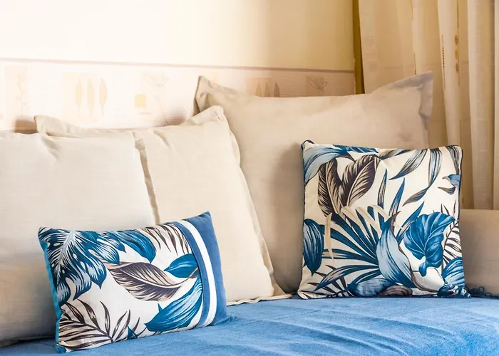 Sunny Oasis Getaway * Адехе